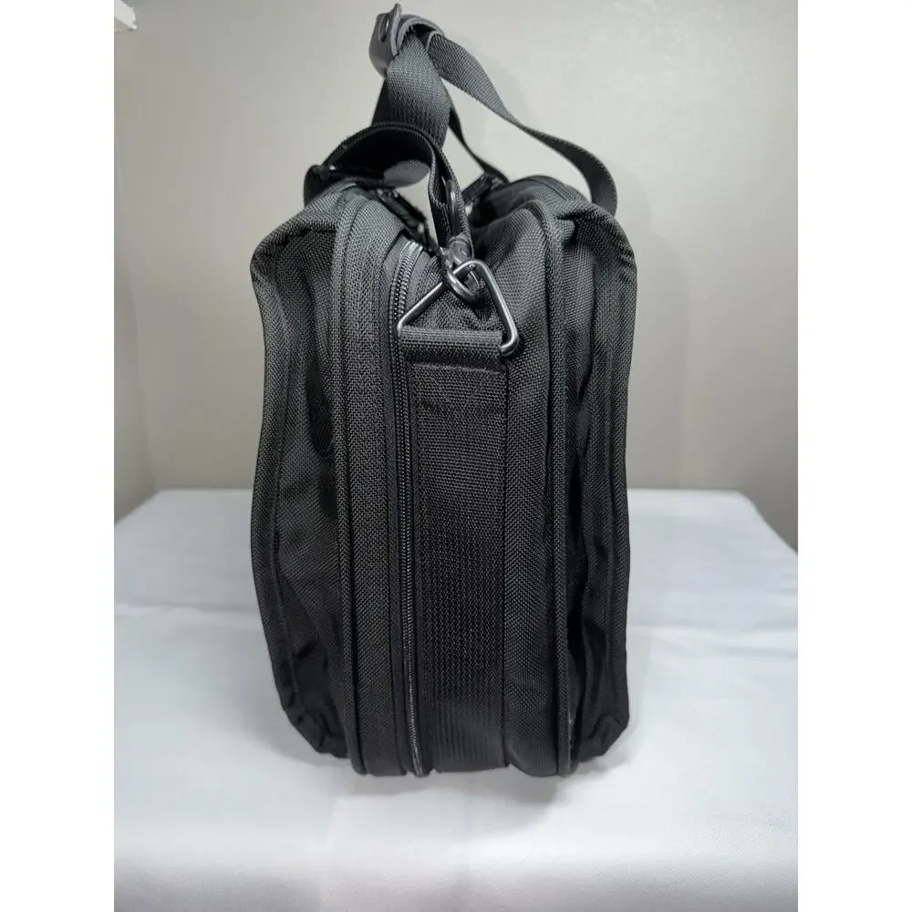 TUMI AUTHENTIC 278D3 EXPANDABLE BOSTON BALLISTIC DUFFLE CARRY ON BAG black